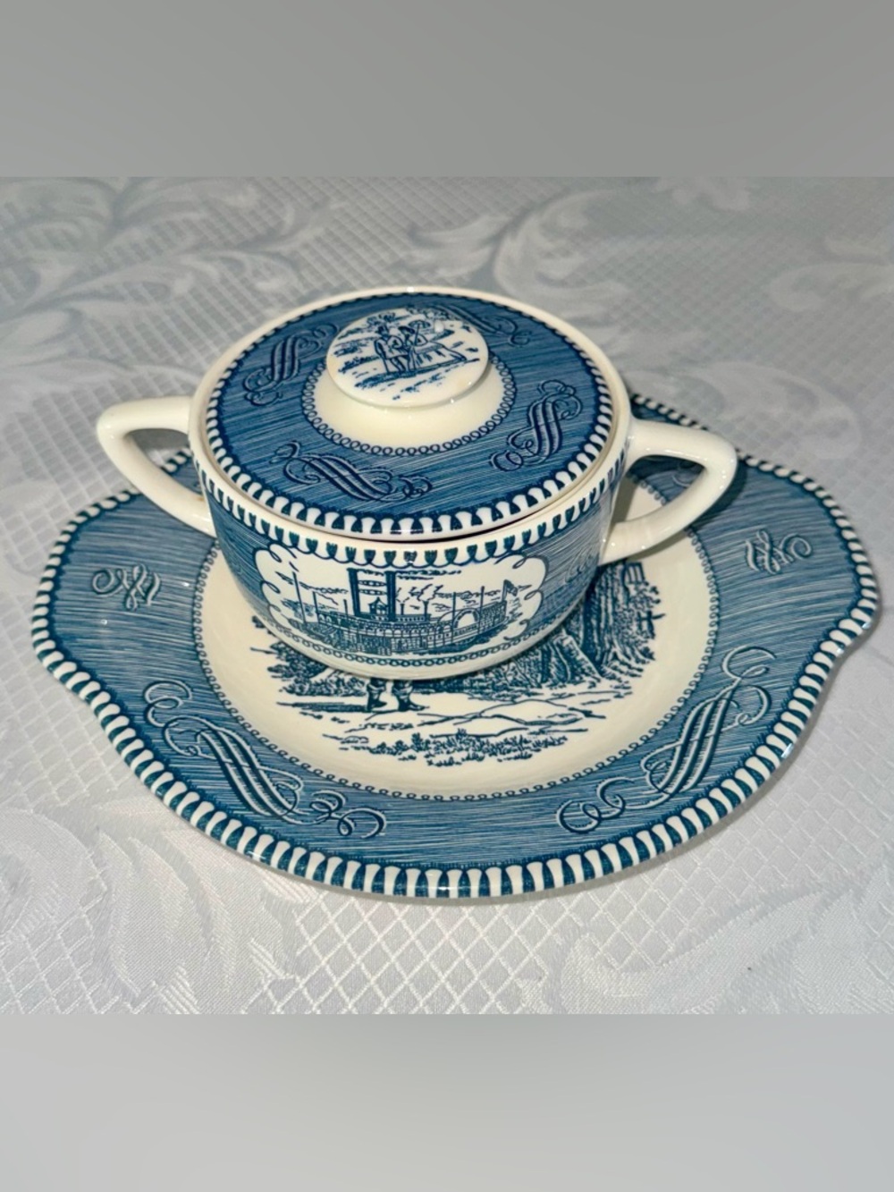 SOLD! -Currier & Ives Blue & White Sugar Bowl w/ Lid & Plate – Vintage - Picture 3 of 14